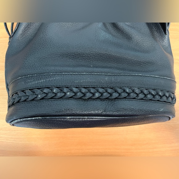 Saddle River Black Leather Drawstring Bucket Handbag Purse Crossbody - Picture 9 of 14